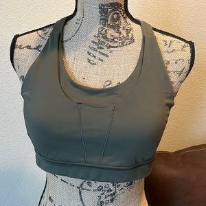 Lululemon stash it all sports bra